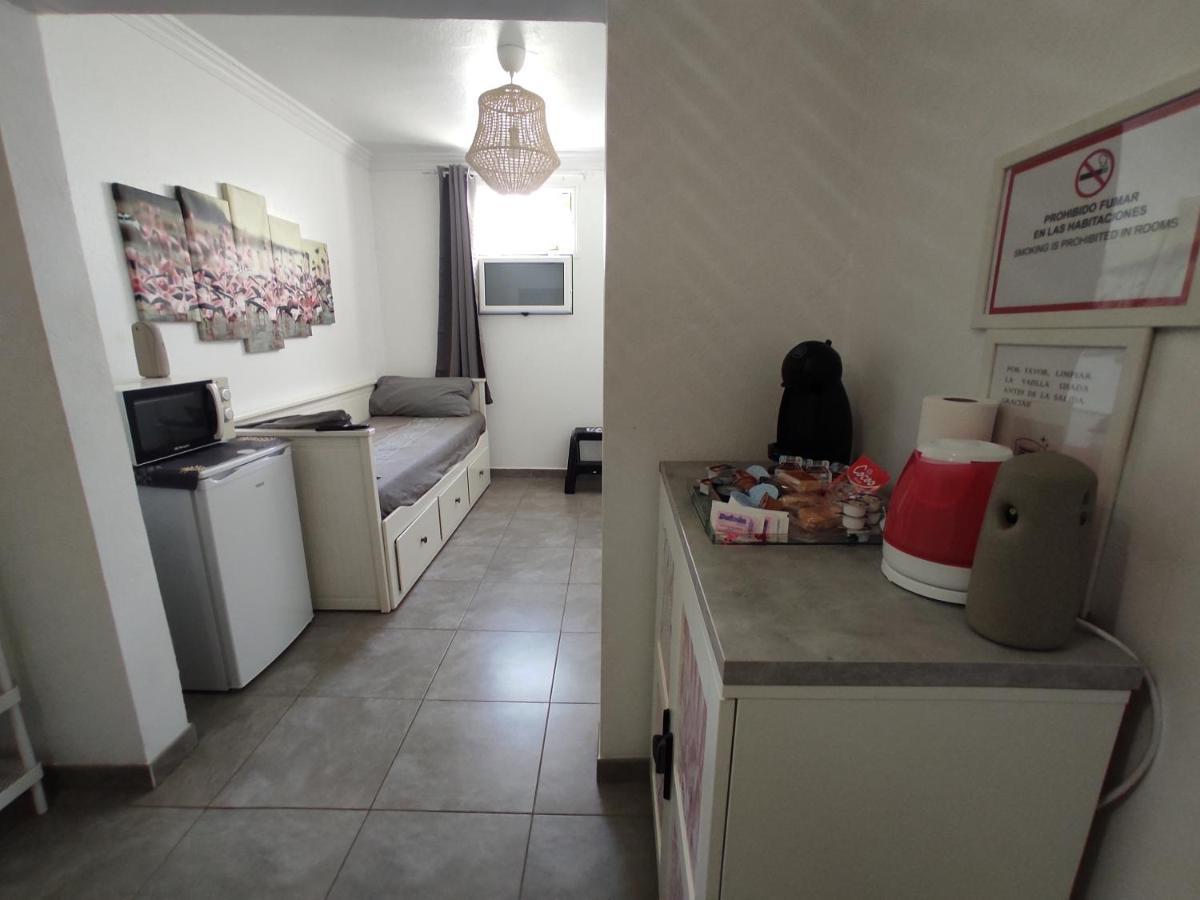 Flamingo With Terrace And Private Bath By Flamingo House *